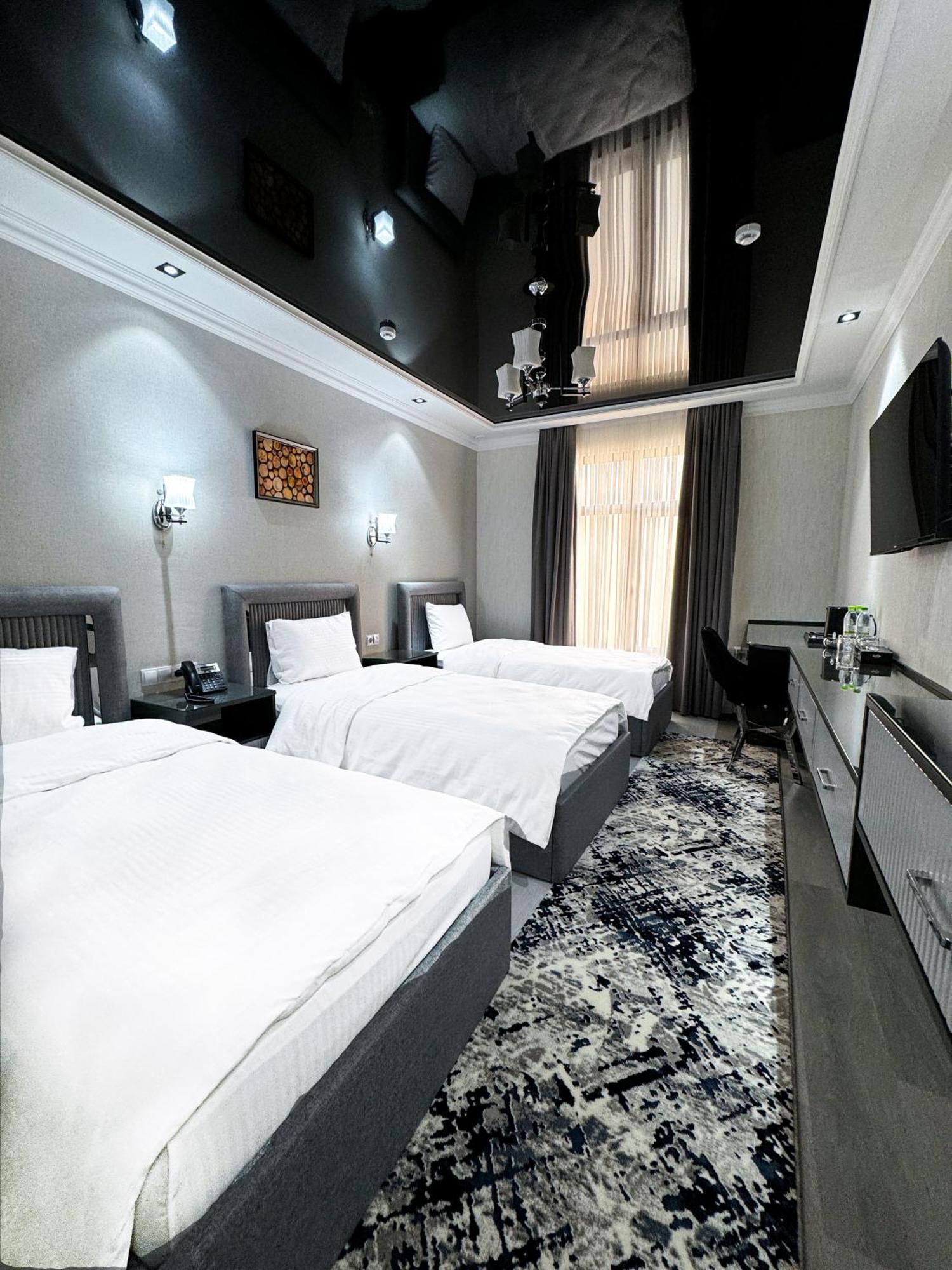 De Villa Hotel Samarkand Exteriör bild